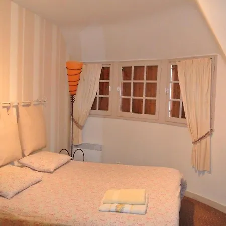 Holiday home Chaumiere De Charme *