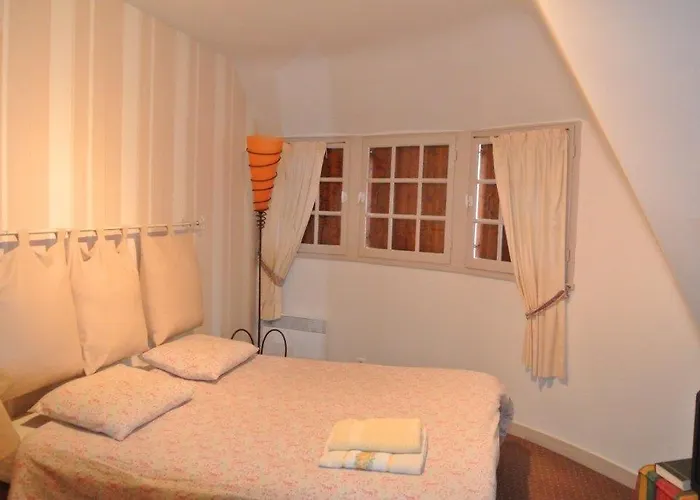 Holiday home Chaumiere De Charme *